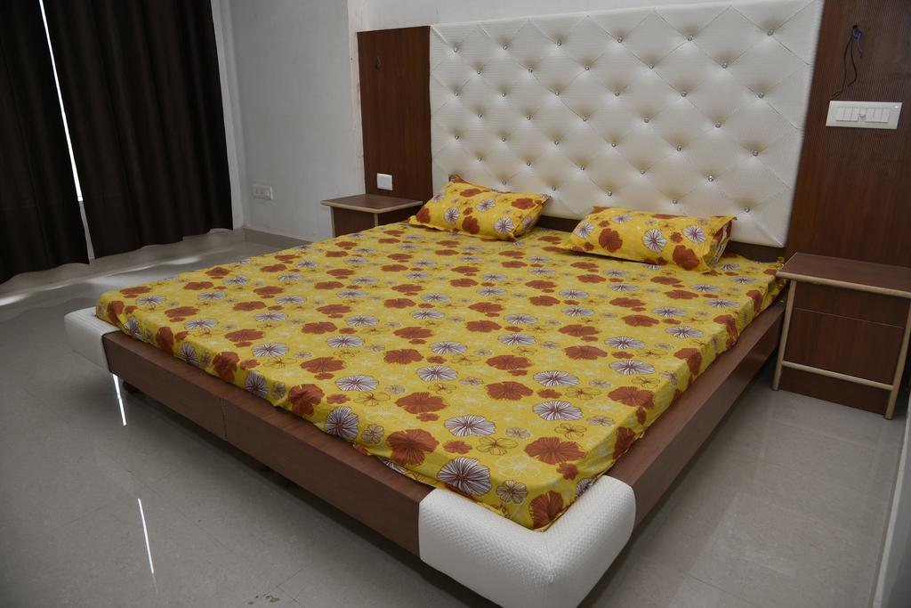 Hill Paradise Hotel Nagchala Luaran gambar