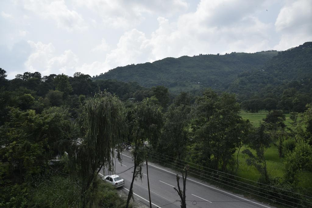 Hill Paradise Hotel Nagchala Luaran gambar